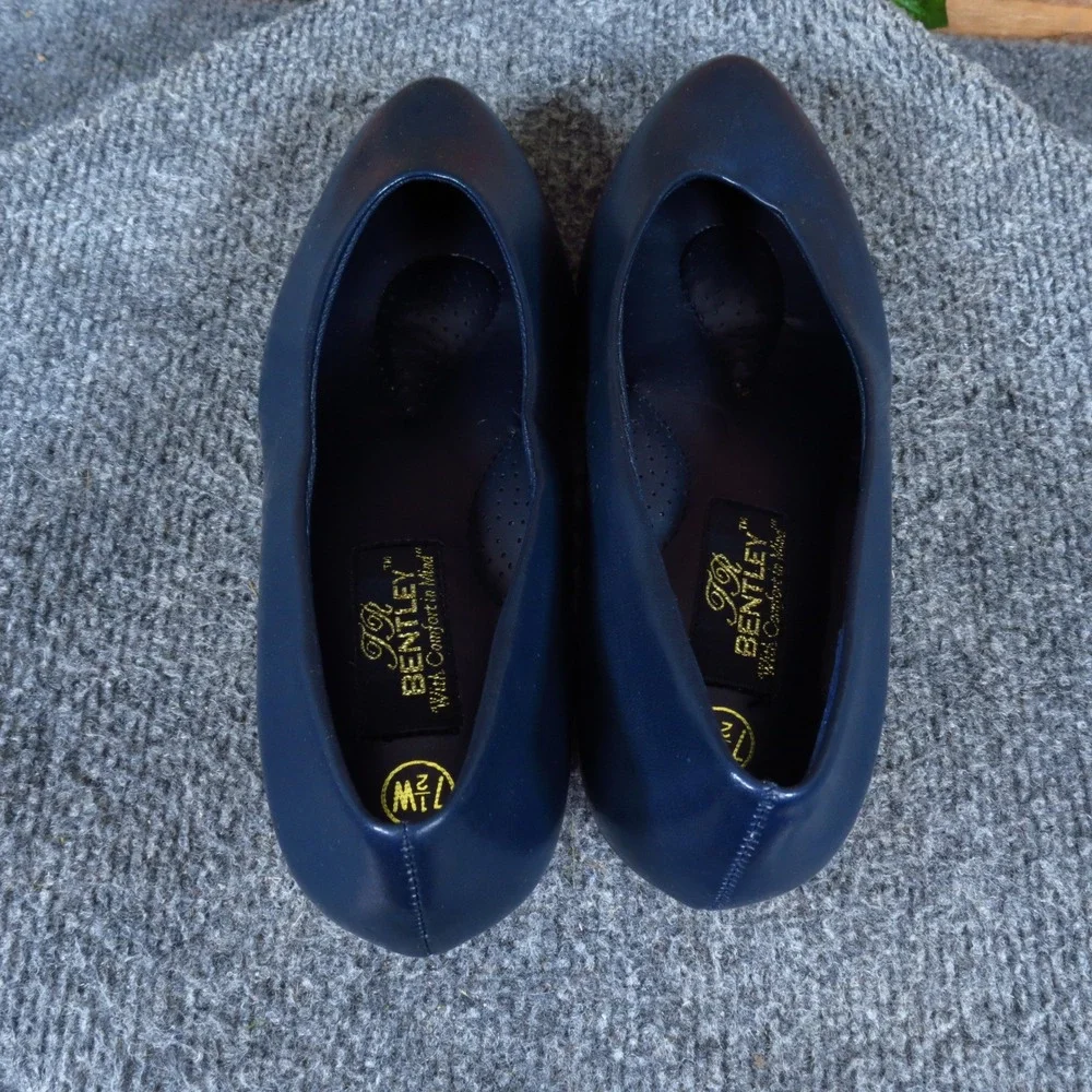 J.R. Bentley Flex Sole Womens Pump 7.5 Wide Dress Career Navy Blue